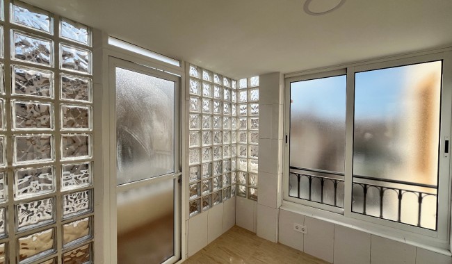 Resale - Apartment - Playa Flamenca - Res. San Antonio