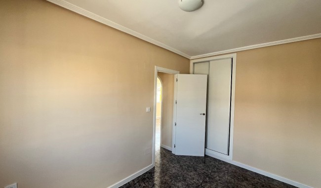Resale - Apartment - Playa Flamenca - Res. San Antonio