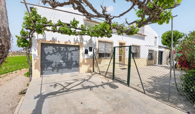 Brukt - Finca - Orihuela - Desamparados-Hurchillo-Torremendo