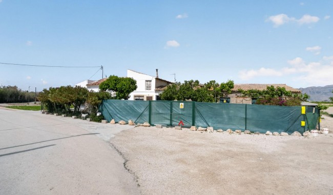 Brukt - Finca - Orihuela - Desamparados-Hurchillo-Torremendo