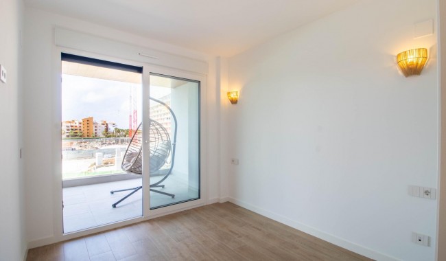 Begagnad - Lägenhet - Torrevieja - Punta prima