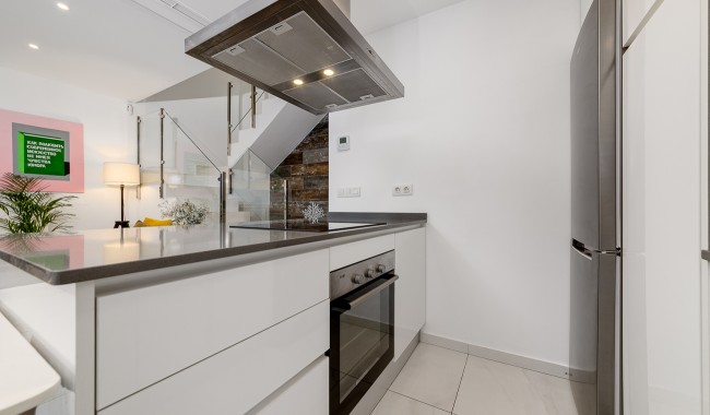 Resale - Townhouse - Villamartín - Costa Blanca