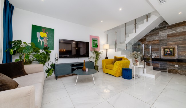 Resale - Townhouse - Villamartín - Costa Blanca