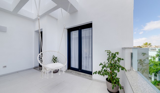 Resale - Townhouse - Villamartín - Costa Blanca