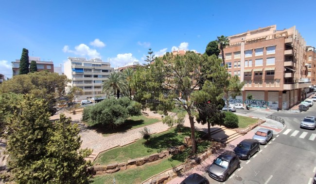 Resale - Apartment - Torrevieja - Playa de El Cura