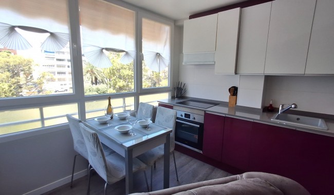 Resale - Apartment - Torrevieja - Playa de El Cura
