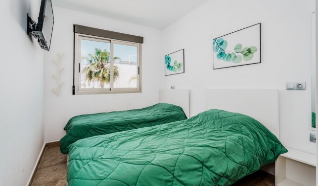 Sprzedaż - Apartament - Torre de la Horadada