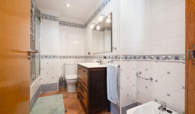 Resale - Apartment - Torrevieja - Playa de La Acequion