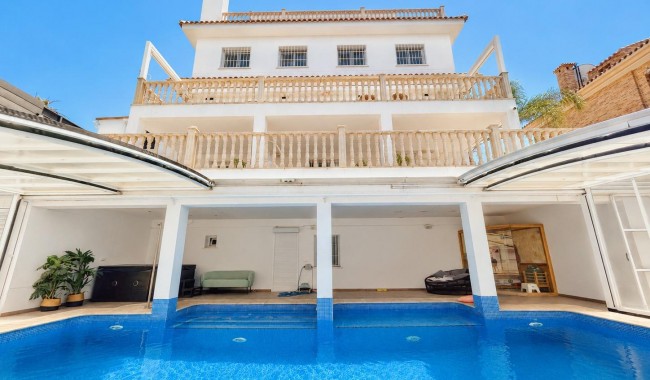 Brukt - Villa - Orihuela Costa - Dehesa de Campoamor