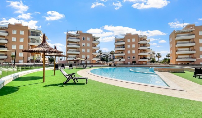 Apartament - Sprzedaż - Guardamar - El Raso