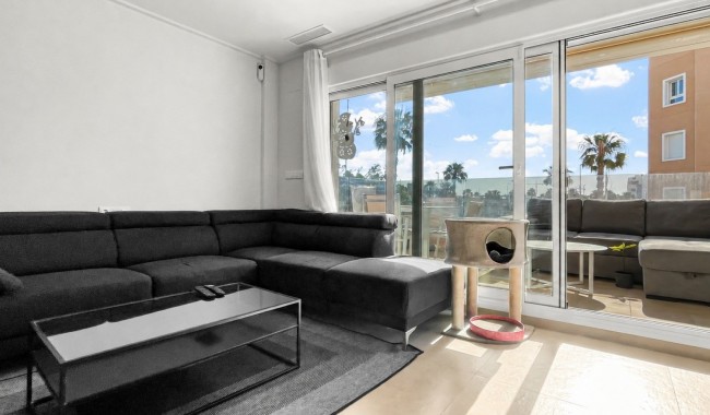 Resale - Apartment - Guardamar - El Raso