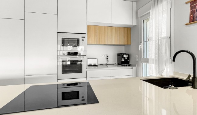 Resale - Apartment - Guardamar - El Raso