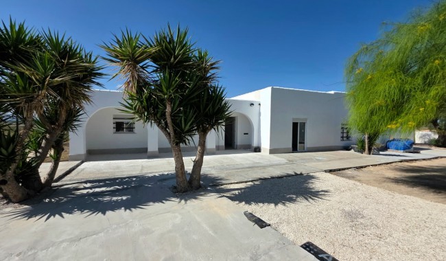 Resale - Villa - San Fulgencio - Urb. La Marina