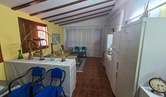 Resale - Villa - Elche
