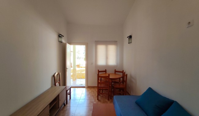 Resale - Villa - Elche