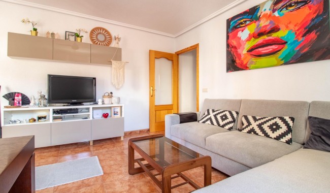 Resale - Apartment - Torrevieja - Centro
