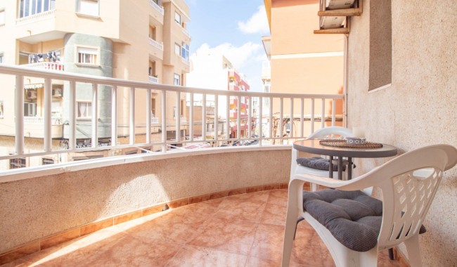 Resale - Apartment - Torrevieja - Centro