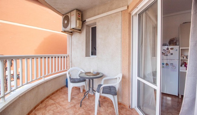 Resale - Apartment - Torrevieja - Centro