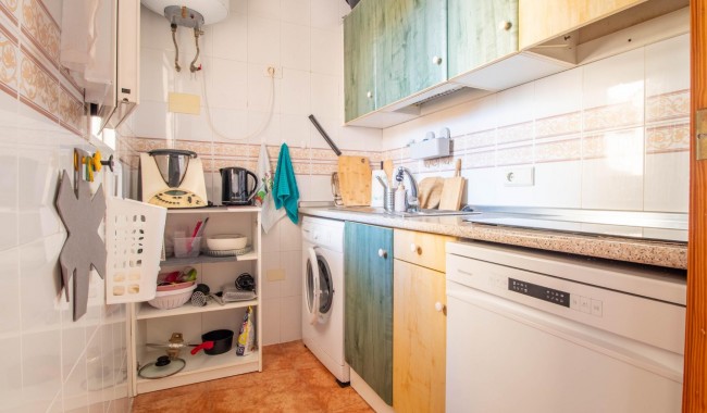 Resale - Apartment - Torrevieja - Centro