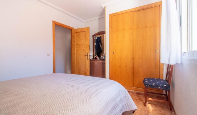 Resale - Apartment - Torrevieja - Centro