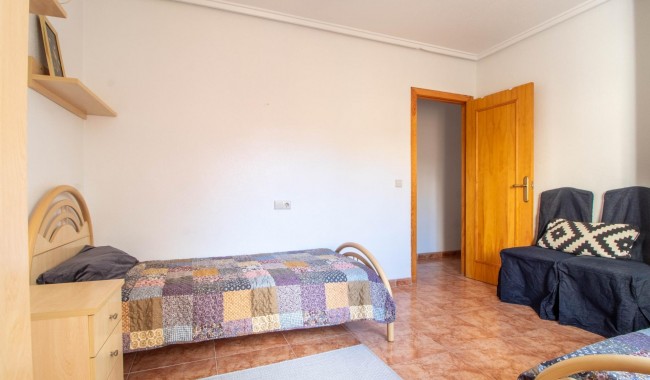 Resale - Apartment - Torrevieja - Centro