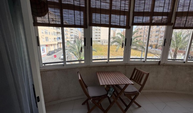 Segunda mano - Apartamento - Torrevieja - Playa de Los Locos-Curva del Palangre