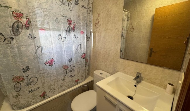 Segunda mano - Apartamento - Torrevieja - Playa de Los Locos-Curva del Palangre