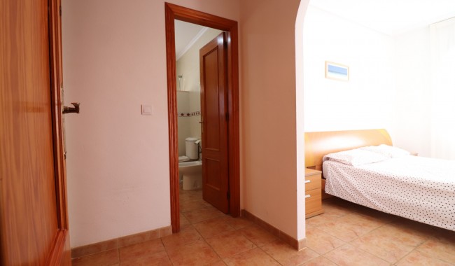 Resale - Villa - San Miguel de Salinas - Lake View Mansions
