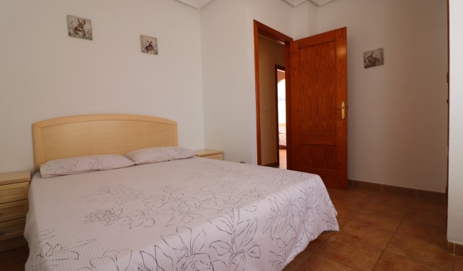Resale - Villa - San Miguel de Salinas - Lake View Mansions