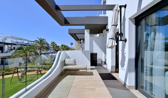 Resale - Apartment - Orihuela Costa - Punta Prima