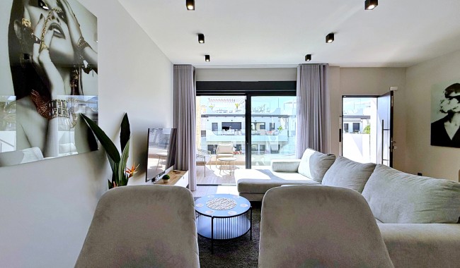 Resale - Apartment - Orihuela Costa - Punta Prima