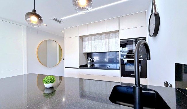 Resale - Apartment - Orihuela Costa - Punta Prima