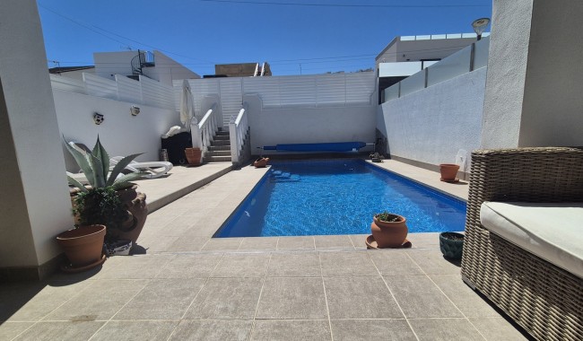 Resale - Semi-detached - San Miguel de Salinas - Costa Blanca