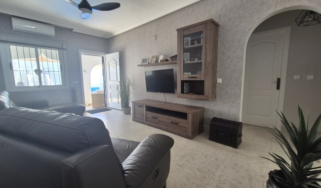 Resale - Semi-detached - San Miguel de Salinas - Costa Blanca