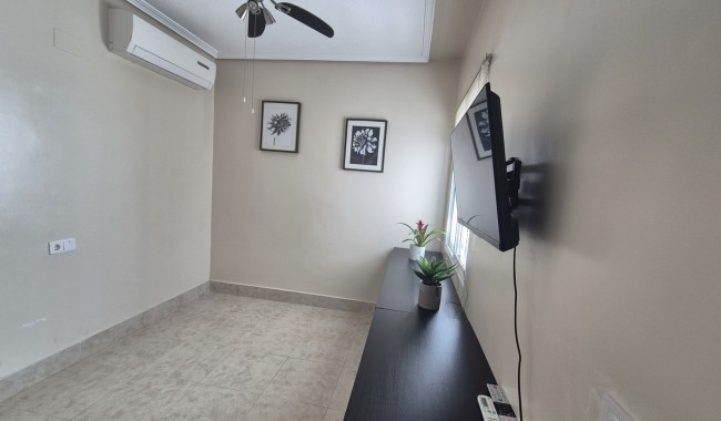 Resale - Semi-detached - San Miguel de Salinas - Costa Blanca
