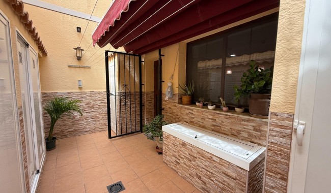 Segunda mano - Adosado - Torrevieja - Los Balcones