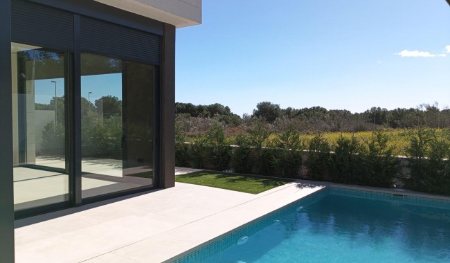 Nueva construcción  - Villa - Pilar de La Horadada - Roda Golf