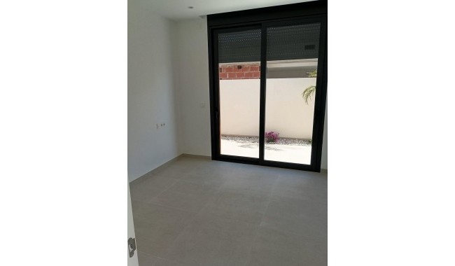 Nueva construcción  - Villa - Pilar de La Horadada - Roda Golf