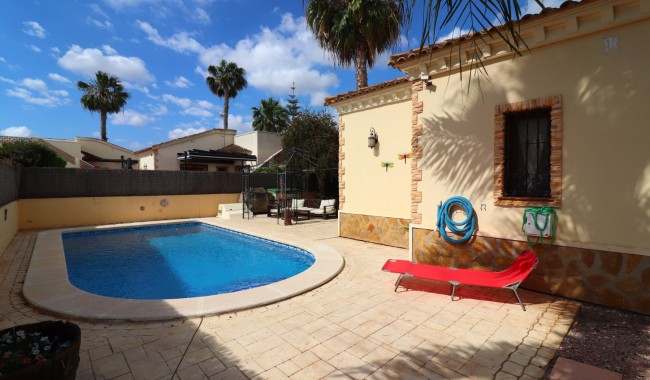 Brukt - Villa - Formentera del Segura - Fincas de La Vega