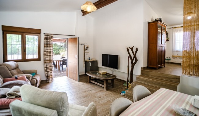 Begagnad - Finca - La Tercia