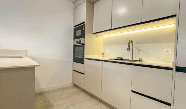 Segunda mano - Apartamento - Torrevieja - El Acequión - Los Náufragos