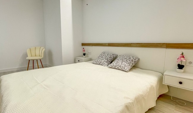 Segunda mano - Apartamento - Torrevieja - El Acequión - Los Náufragos