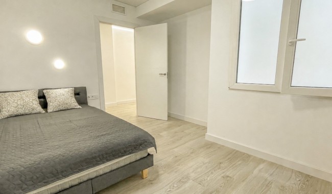 Segunda mano - Apartamento - Torrevieja - El Acequión - Los Náufragos