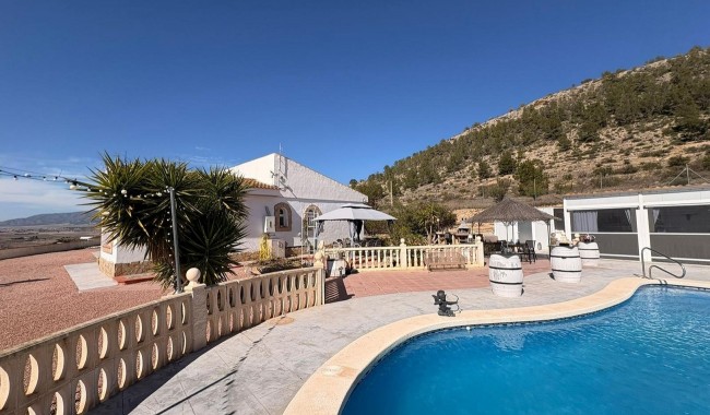 Brukt - Villa - Monóvar/Monóver - Costa Blanca