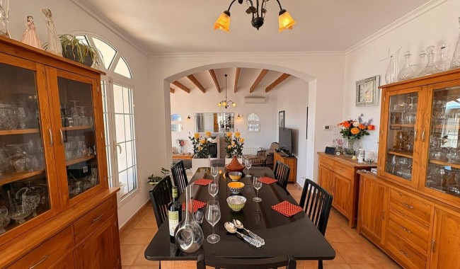 Brukt - Villa - Monóvar/Monóver - Costa Blanca