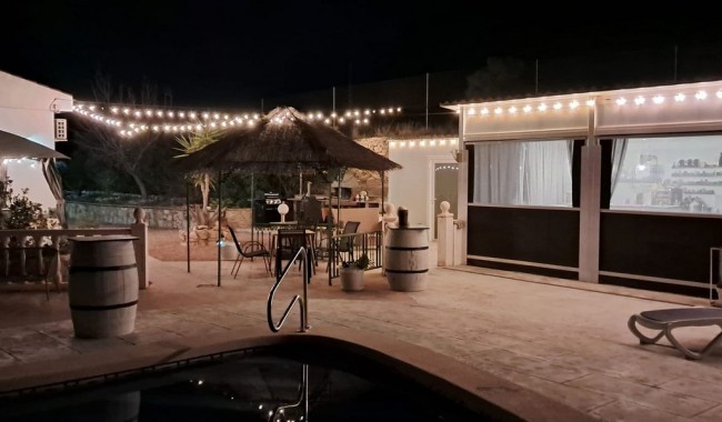 Brukt - Villa - Monóvar/Monóver - Costa Blanca