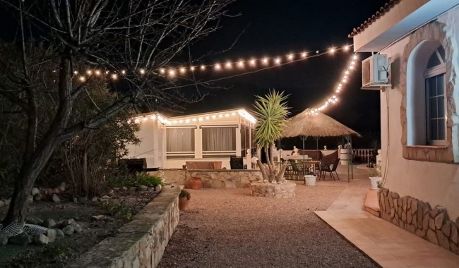 Brukt - Villa - Monóvar/Monóver - Costa Blanca