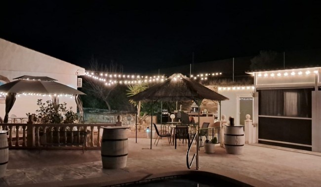 Brukt - Villa - Monóvar/Monóver - Costa Blanca