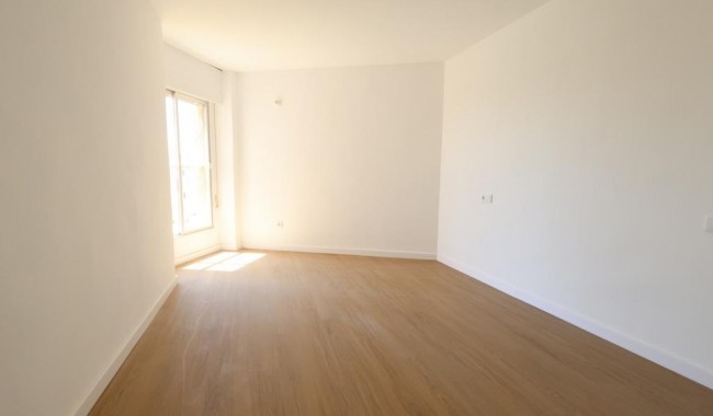 Resale - Apartment - Orihuela Costa - La Zenia