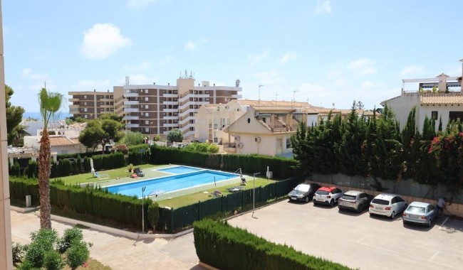 Resale - Apartment - Orihuela Costa - La Zenia